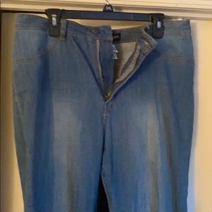Fashion Nova Medium Wash Jeggings